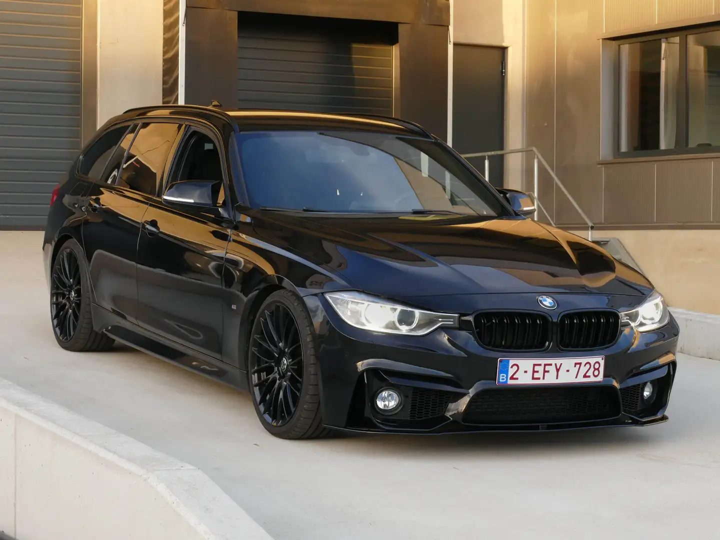BMW 316 316i Touring Sport Line Noir - 2