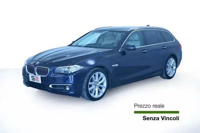BMW 520 520d Touring Aut. Cerchi in lega a V styling 331 da 19"/Interni in pelle Beige/Fari allo Xeno/Telecamera posteriore/Keyle