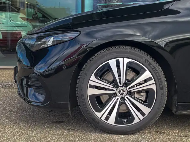 Mercedes-Benz CLA 250 + mit EQ Technologie LM el.Heck LED Sport Ansicht 5