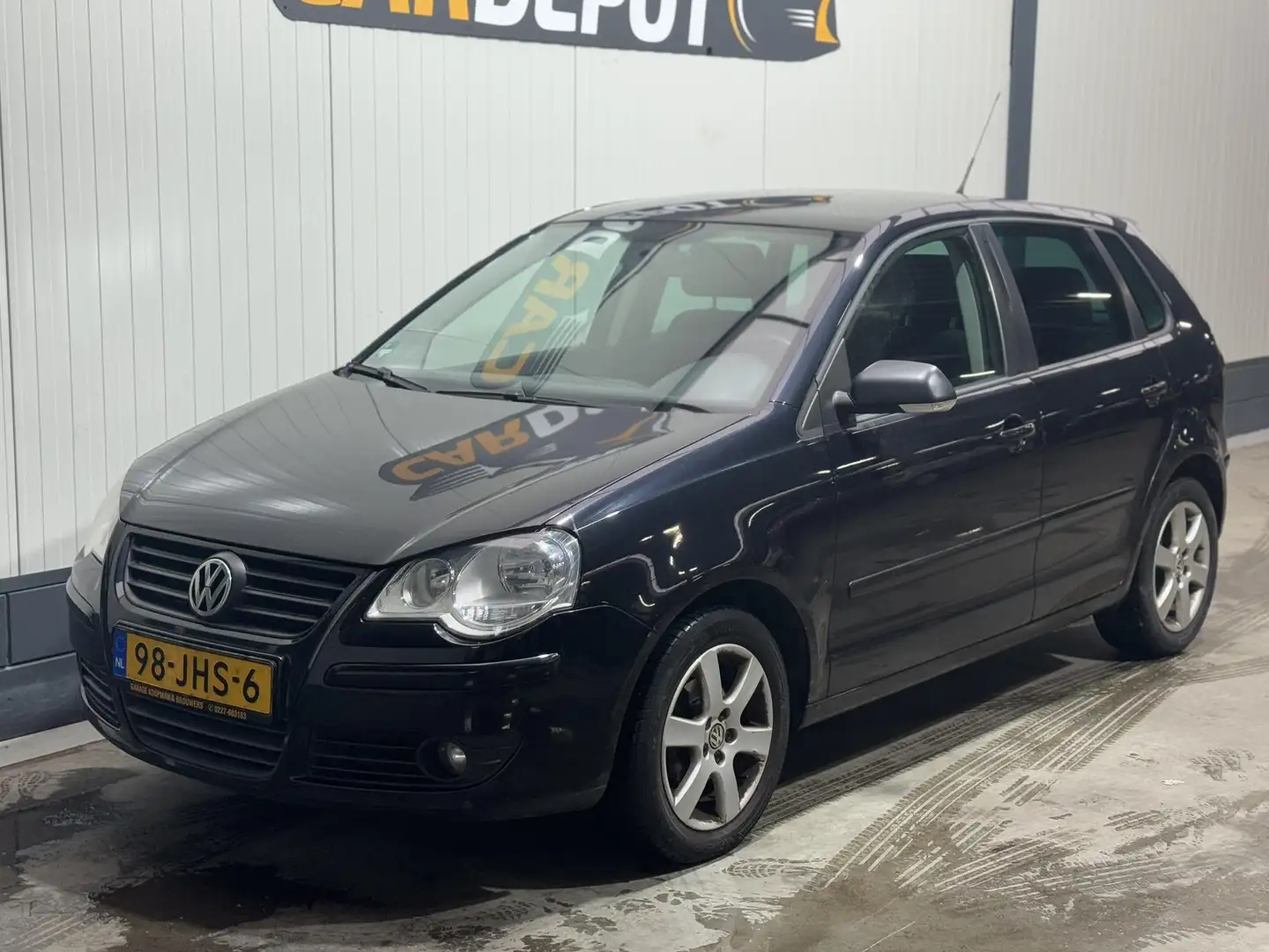 Volkswagen Polo 1.2-12V Comfortline Schwarz - 1