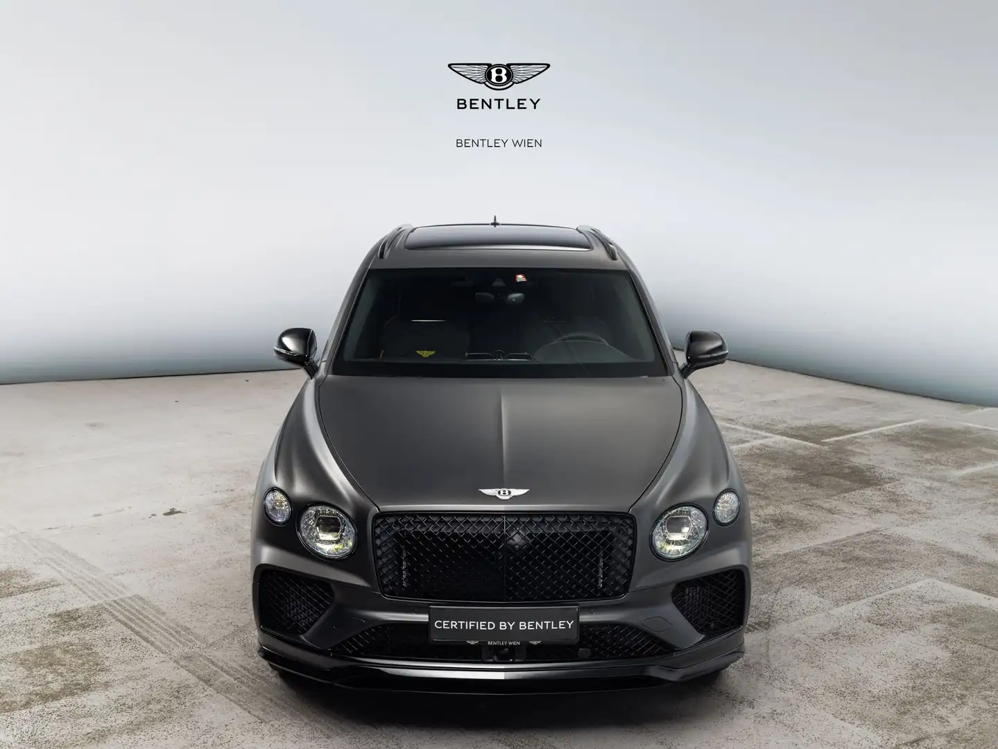 Bentley Bentayga V6 S Hybrid Schwarz - 2