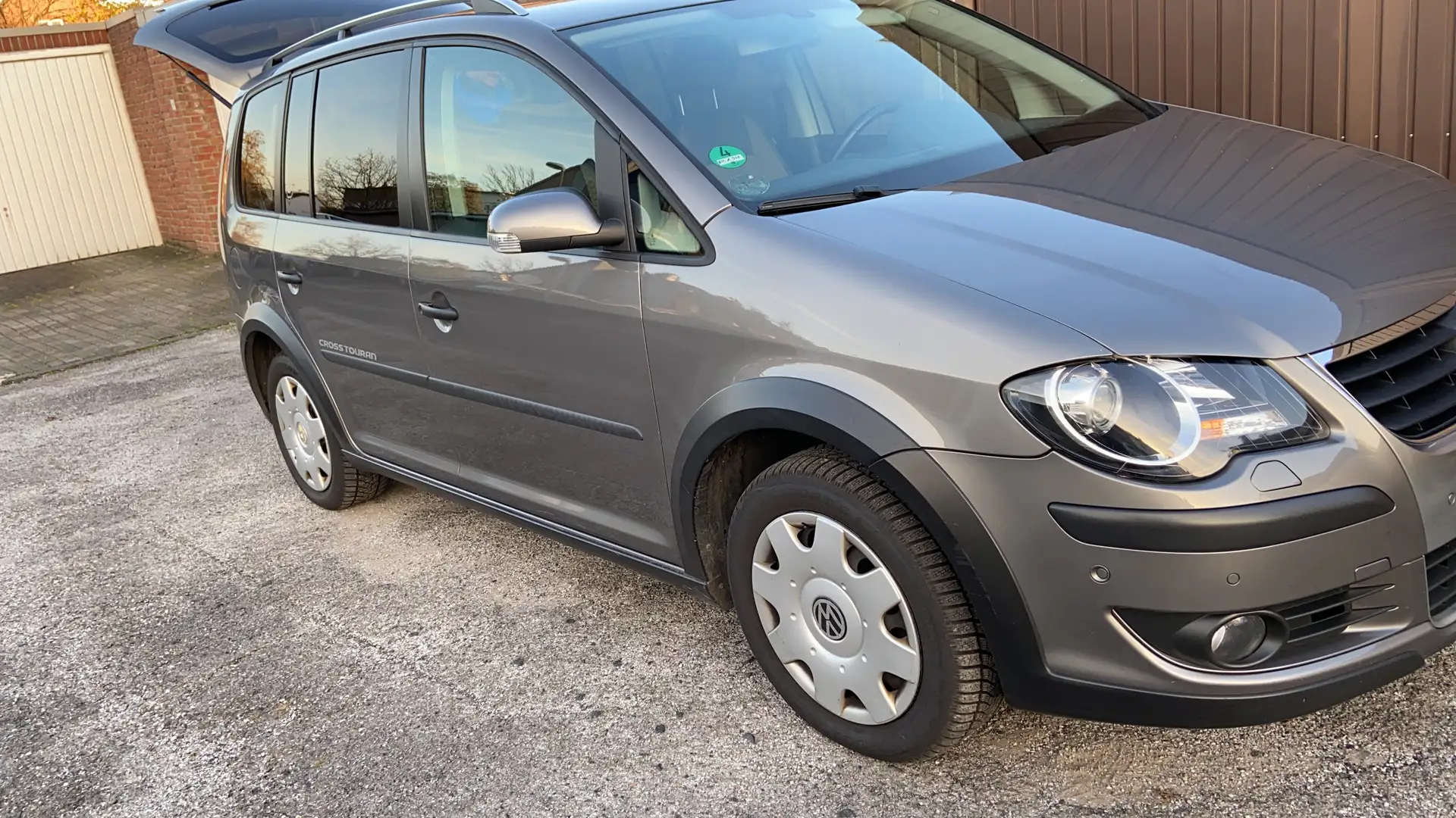 Volkswagen Cross Touran 1.4 TSI - 1