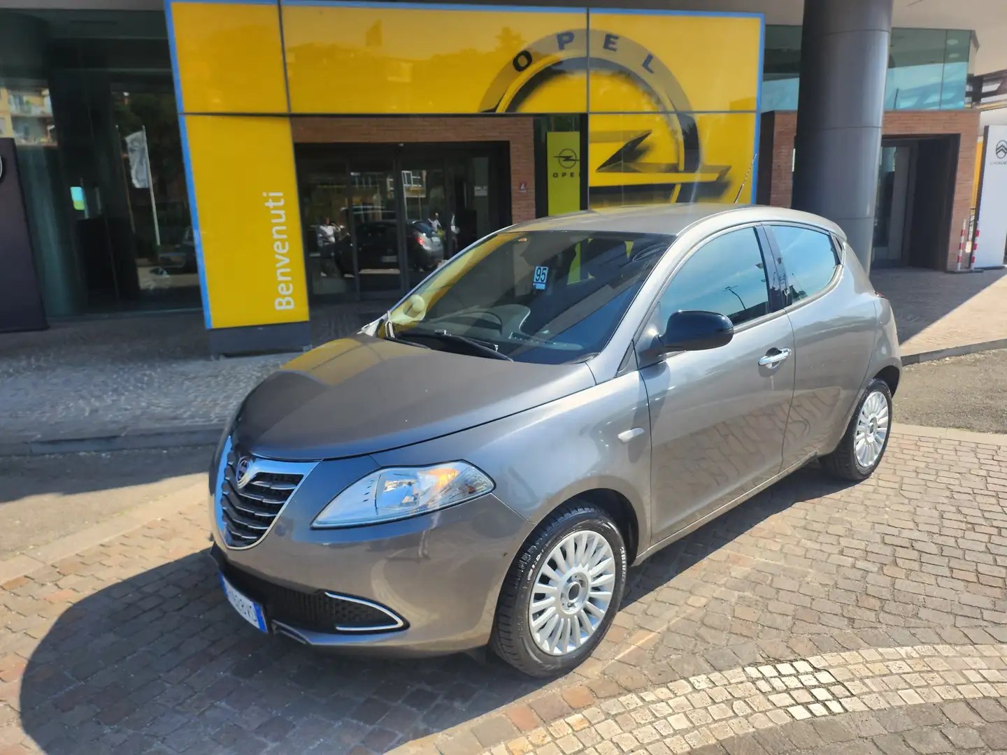 Lancia Ypsilon Ypsilon 1.3 mjt Platinum s Сірий - 2