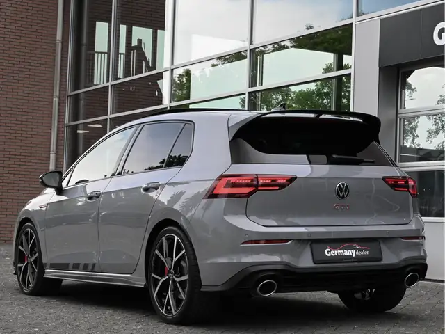 Volkswagen Golf view 13