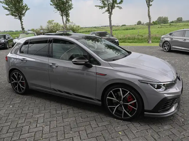 Volkswagen Golf view 8