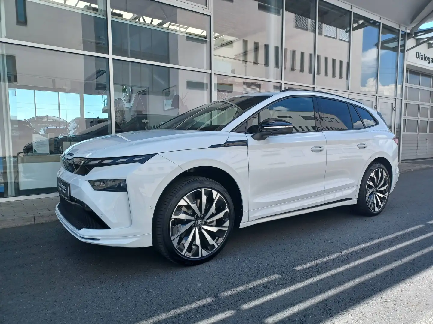 Skoda Enyaq Enyaq 85 Sportline Weiß - 2