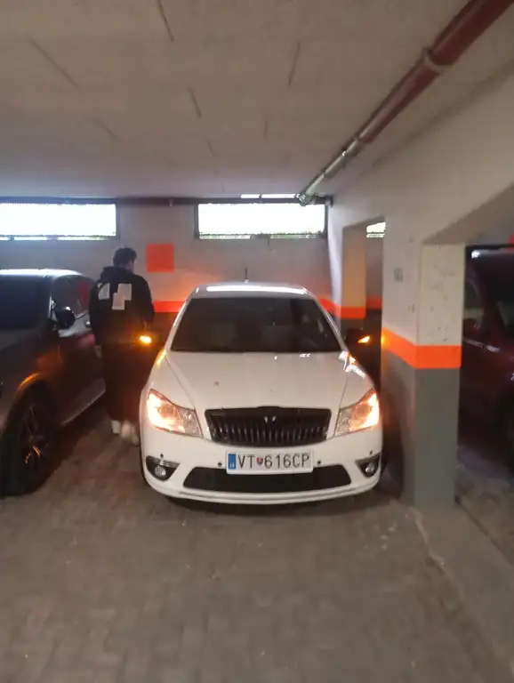 Skoda Octavia 2010 из Европы — купить под ключ