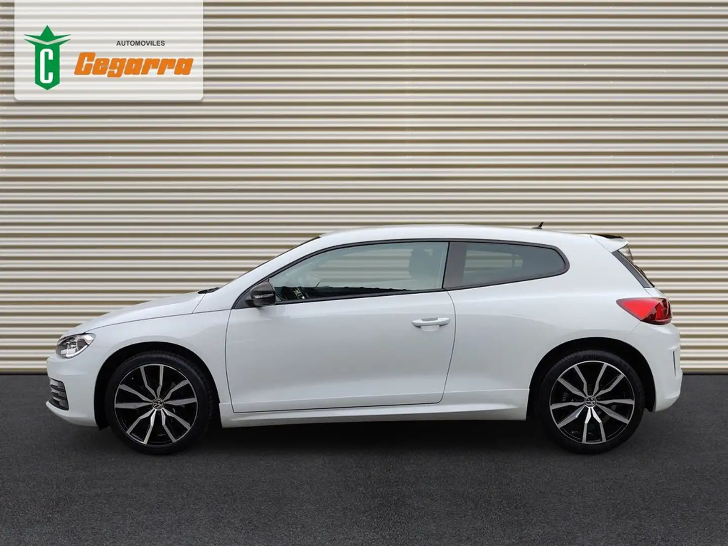 Volkswagen Scirocco Typhoon by R-Line 1.4 TSI 125CV BMT Blanco - 2