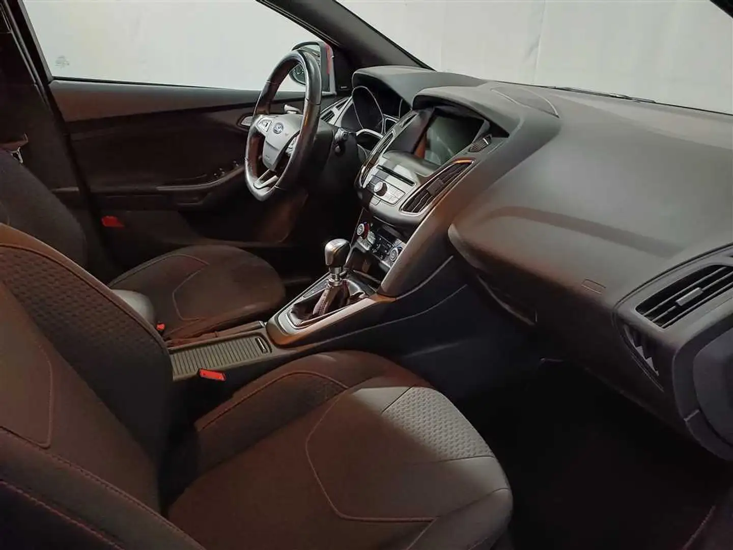 Ford Focus 1.5 EcoBoost Sport ST-Line NAVI+SHZ Schwarz - 2