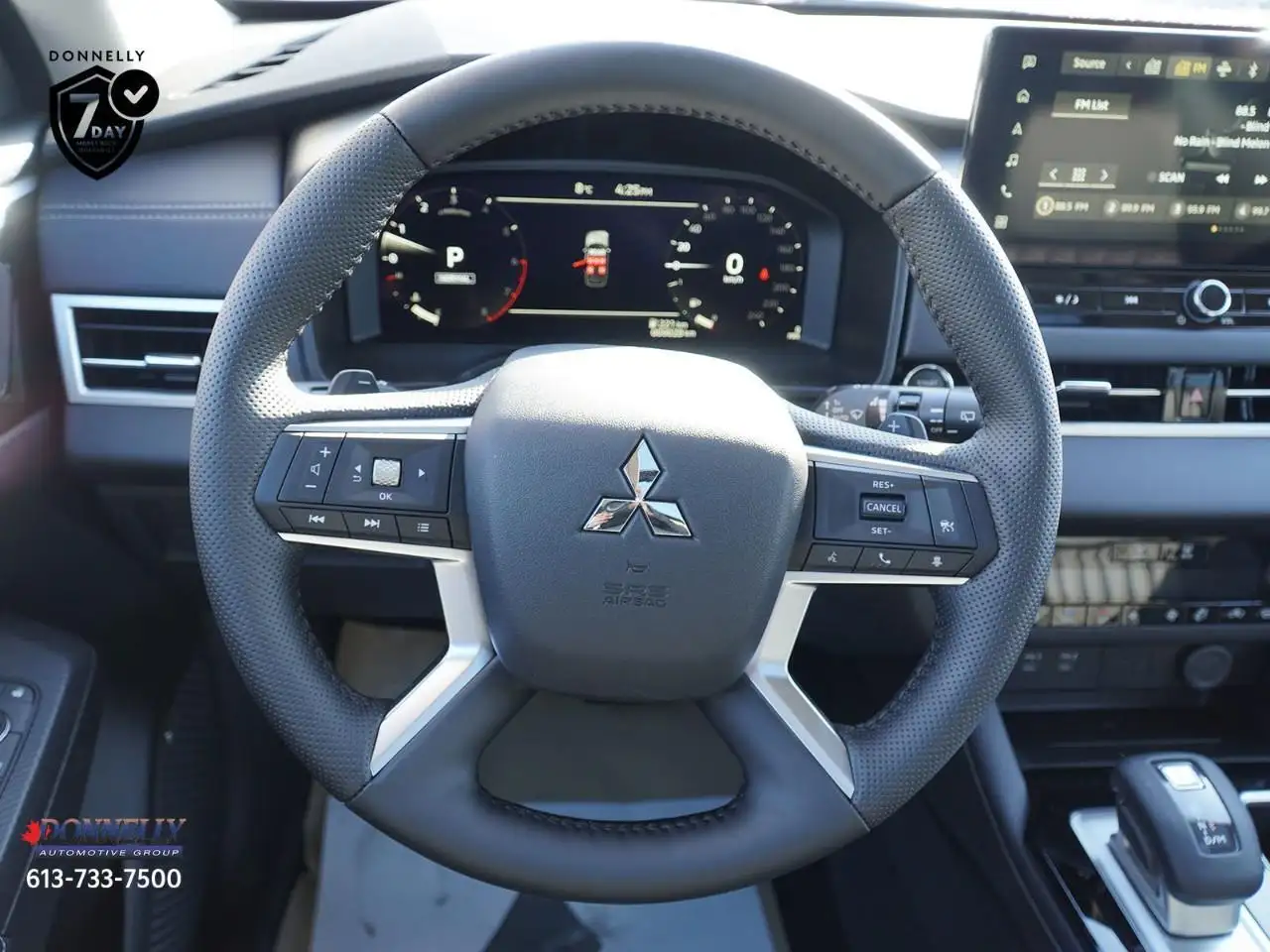 Mitsubishi Outlander снимка Mitsubishi Outlander