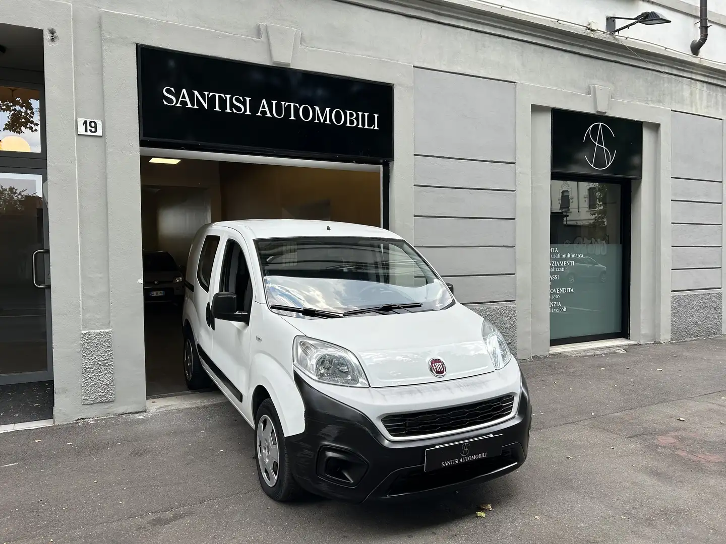 Fiat Fiorino 1.3 Mjt 95cv Cargo SX VETRATO 85.000Km!!! Wit - 1