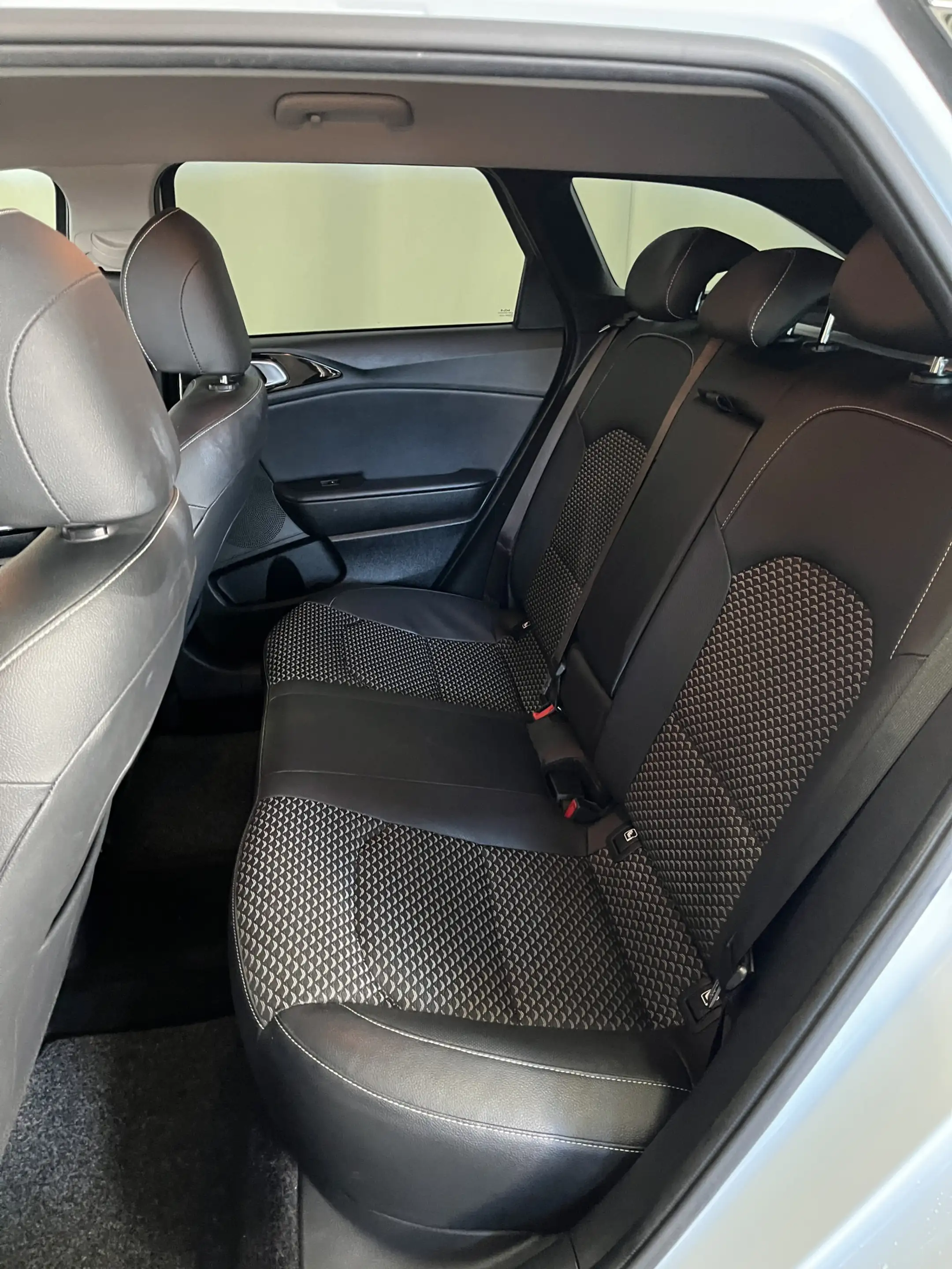Kia Ceed SW / cee'd SW Sportswagon 1.0 T-GDi DynamicPlusLine 1E EIGN/ECC/ — photo 6