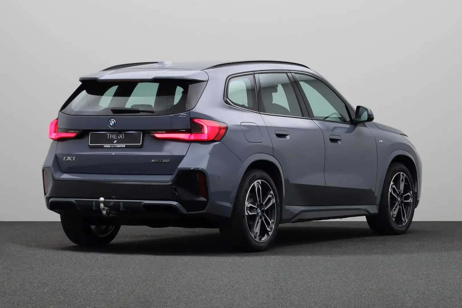 BMW iX1 xDrive30 67 kWh | M-Sportpakket | 19'' M-Lichtmeta Gris - 2