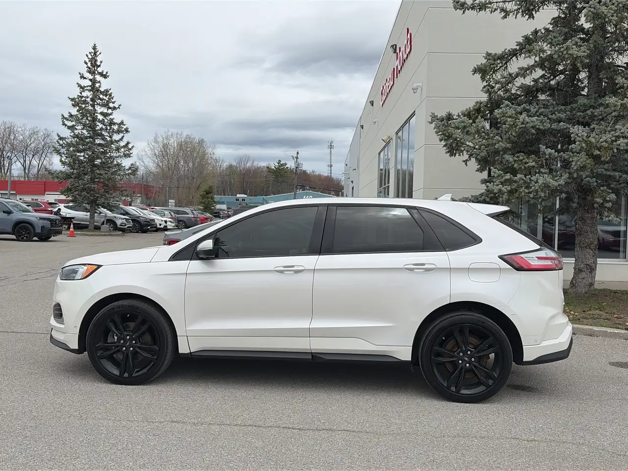 Ford Edge снимка Ford Edge
