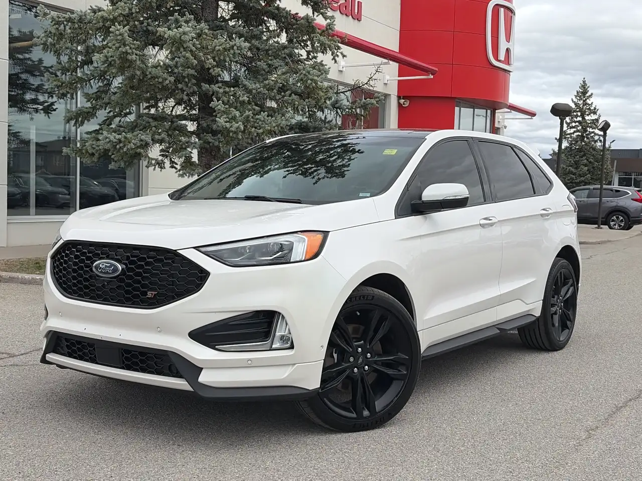Ford Edge снимка Ford Edge