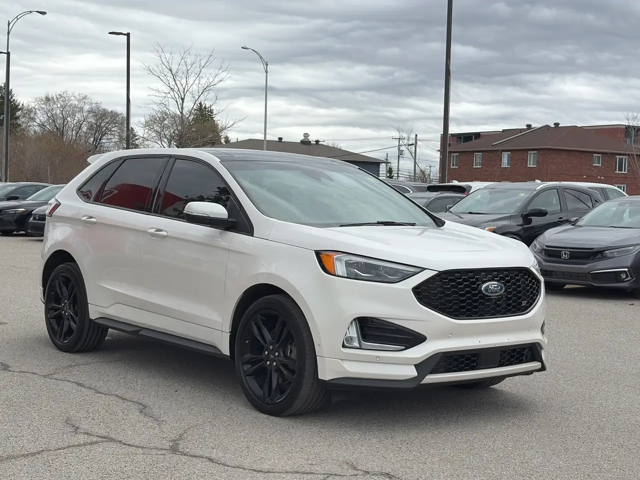 Ford Edge снимка Ford Edge
