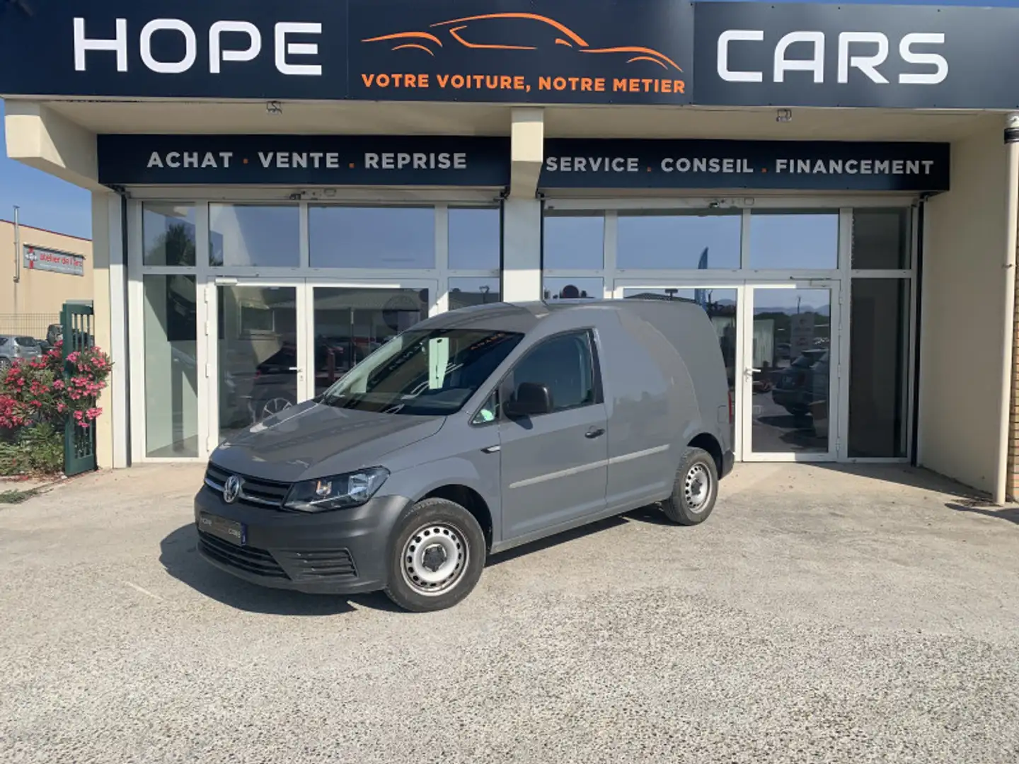 Volkswagen Caddy 2.0 TDI 75CH BUSINESS LINE Gris - 1