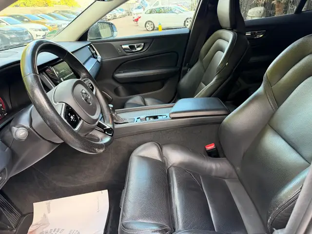 Volvo V60 view 10
