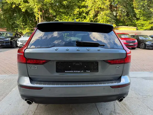 Volvo V60 view 6