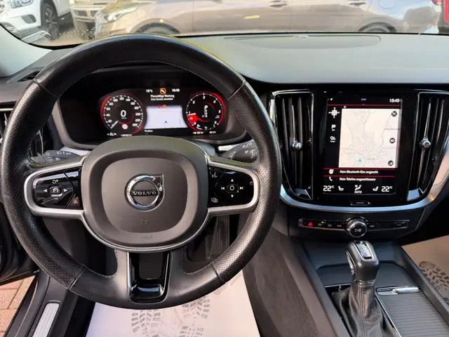 Volvo V60 view 13