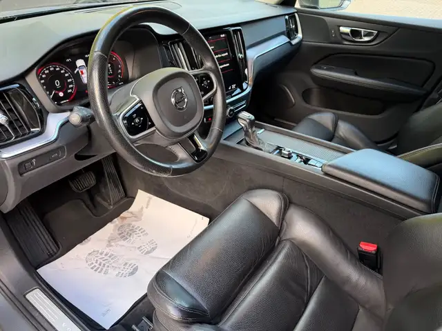 Volvo V60 view 9