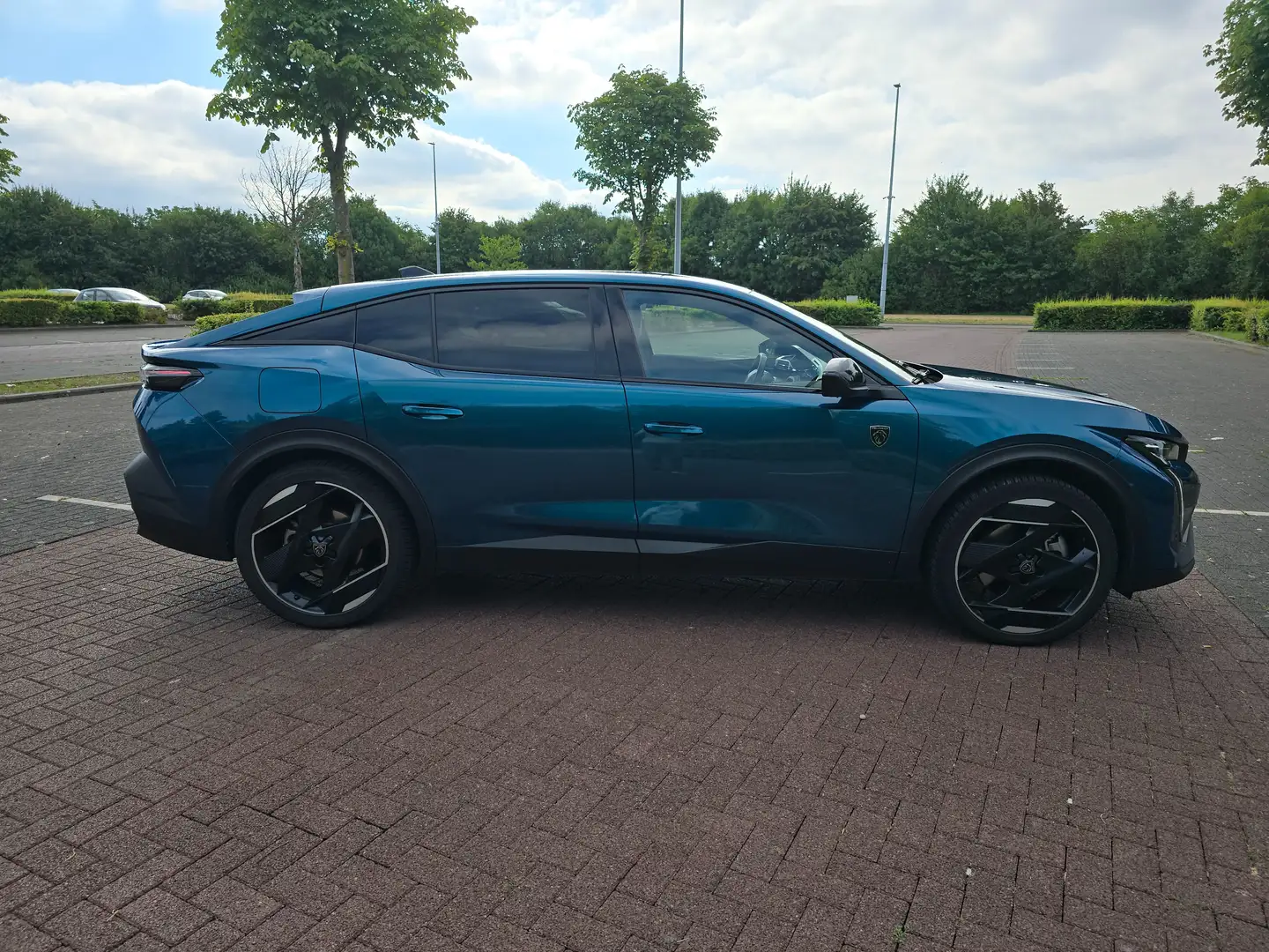 Peugeot 408 408 Plug-In Hybrid 225 e-EAT8 GT Bleu - 2