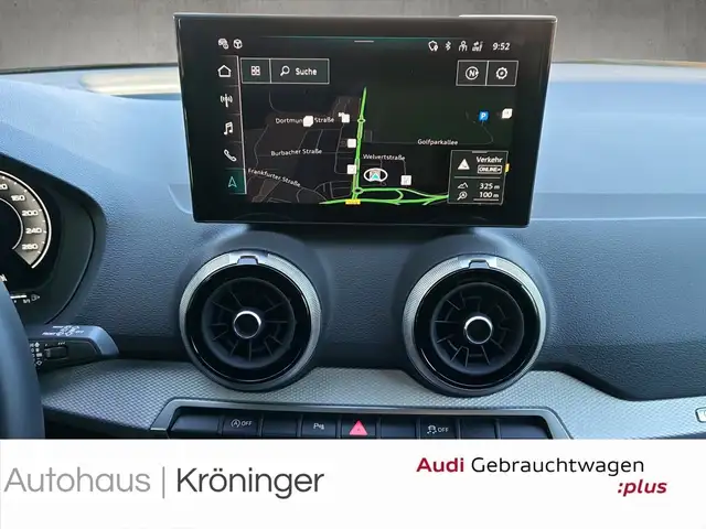 Audi Q2 view 15