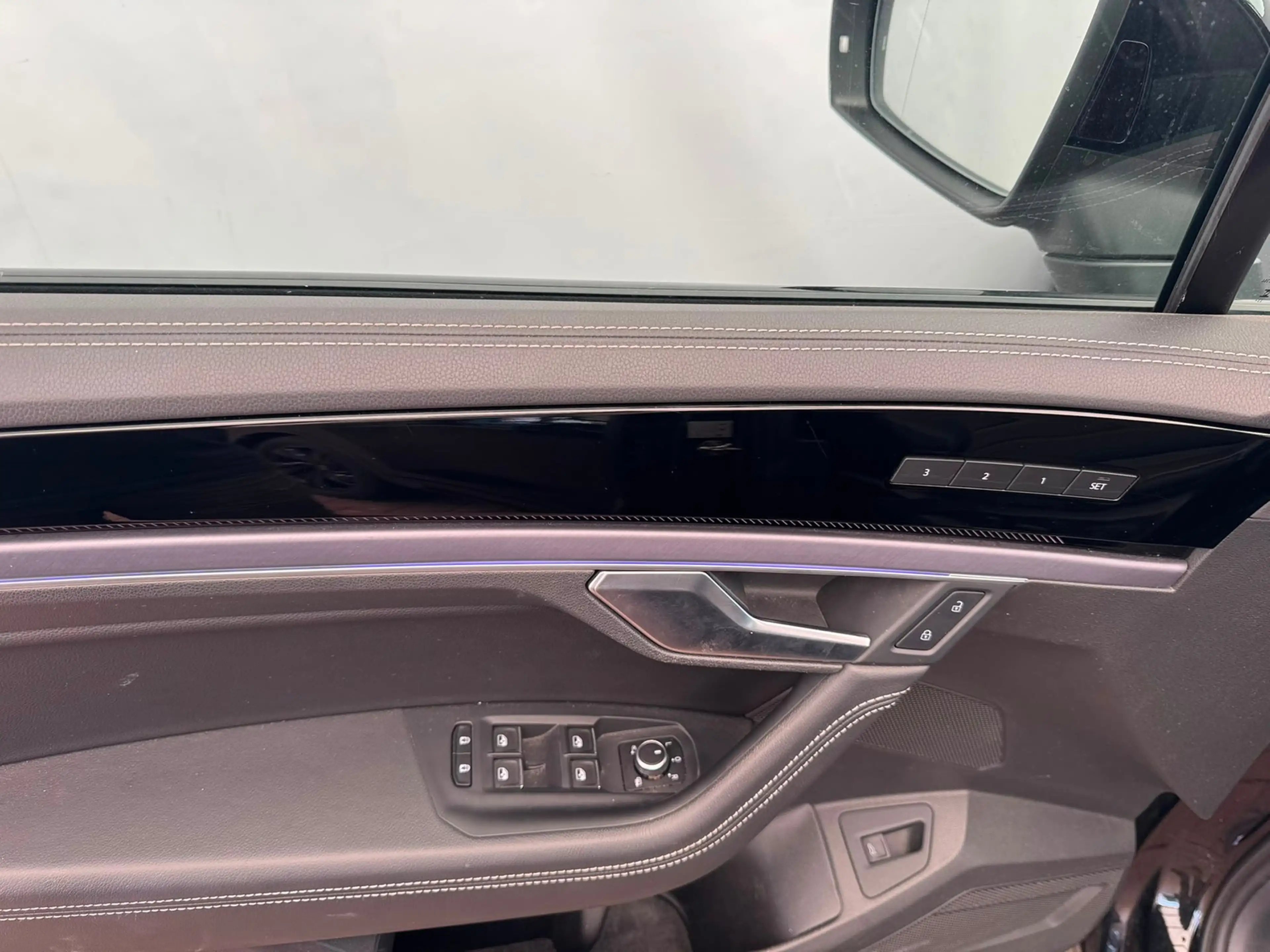 Volkswagen Touareg R-LINE 3.0TDI DSG+AHK+PANO+KAMERA+STHZ+MATRIX+A... — photo 11