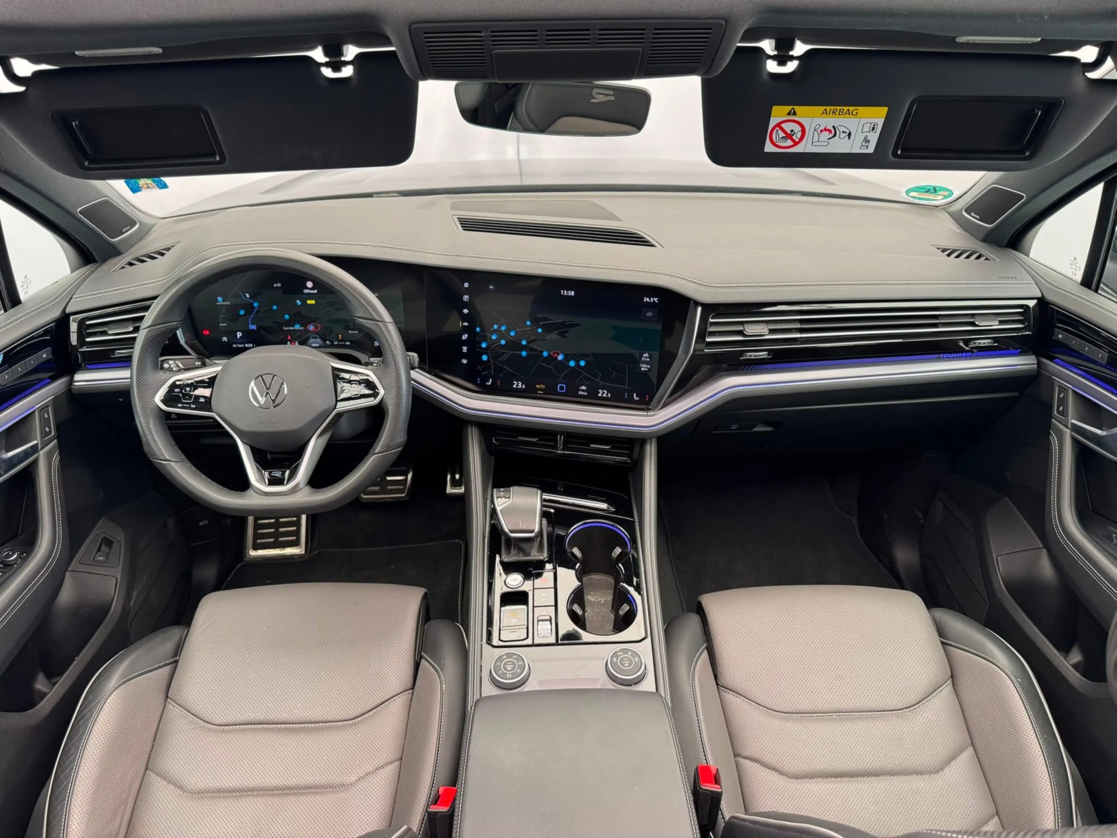 Volkswagen Touareg R-LINE 3.0TDI DSG+AHK+PANO+KAMERA+STHZ+MATRIX+A... — photo 2