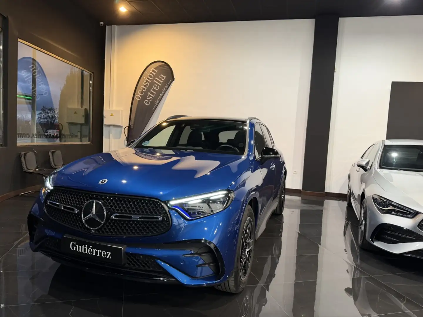 Mercedes-Benz GLC 220 220d 4Matic 9G-Tronic Blau - 2