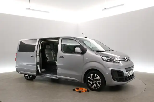 Citroen Spacetourer view 6