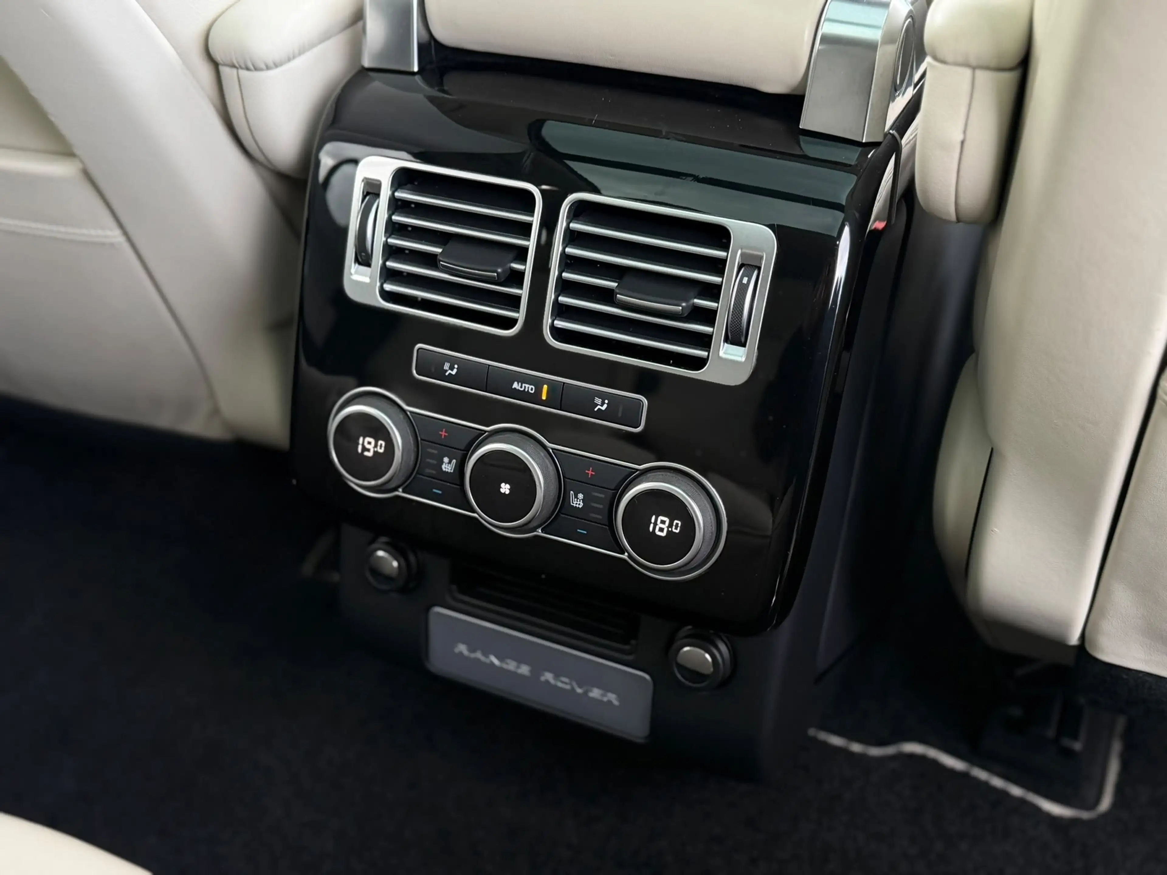 Land Rover Range Rover 5.0 V8 510 pk Autobiography — photo 24