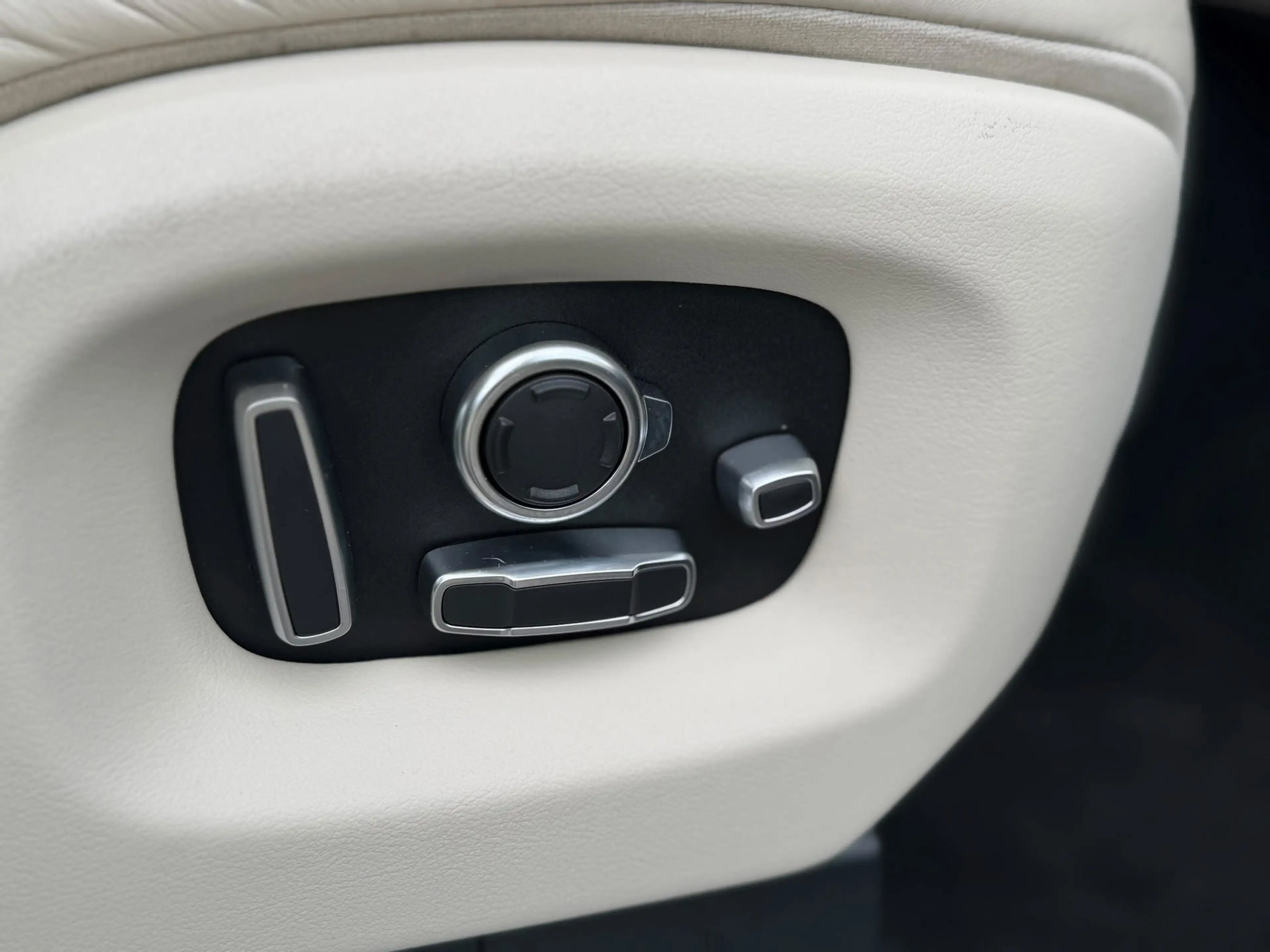 Land Rover Range Rover 5.0 V8 510 pk Autobiography — photo 22