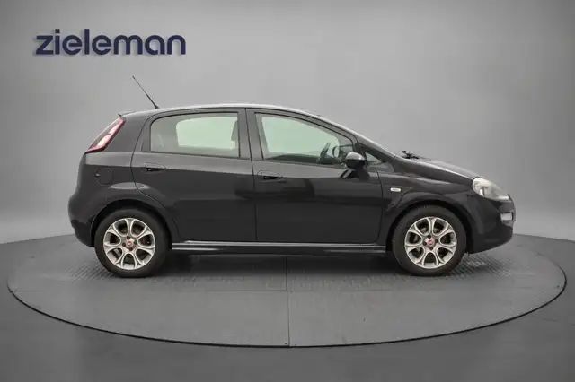 Fiat Punto Evo view 14