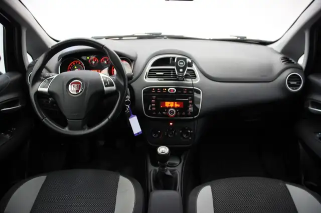 Fiat Punto Evo view 2