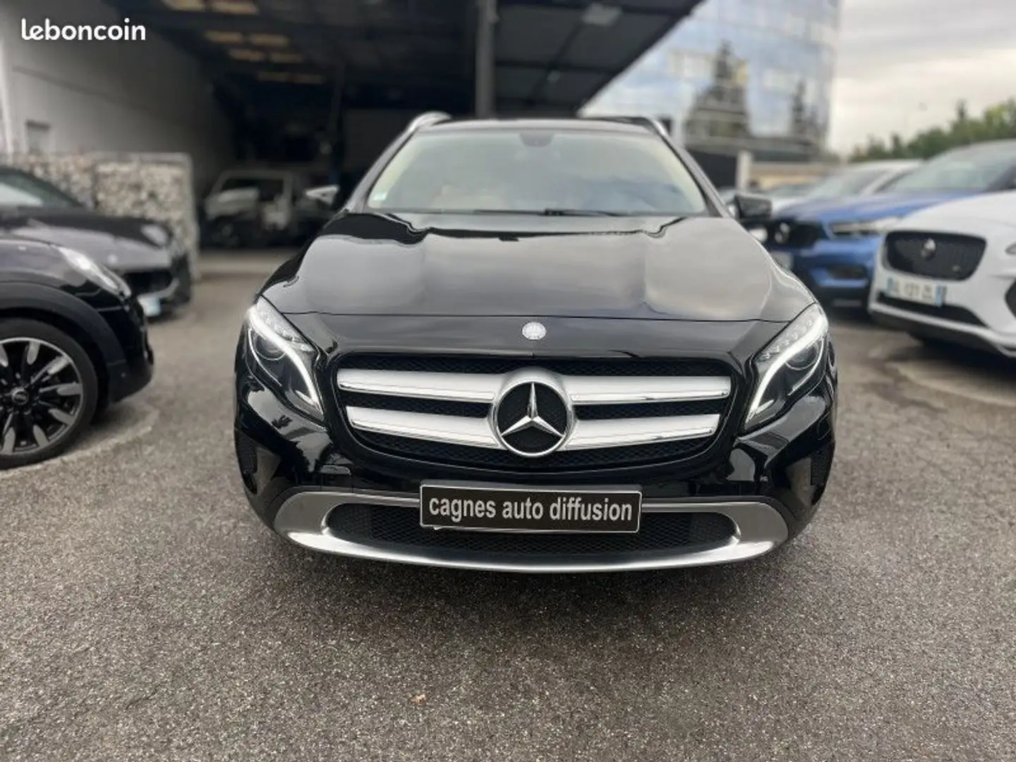 Mercedes-Benz GLA 200 Classe Mercedes 200 CDI SENSATION 7G-DCT Noir - 2