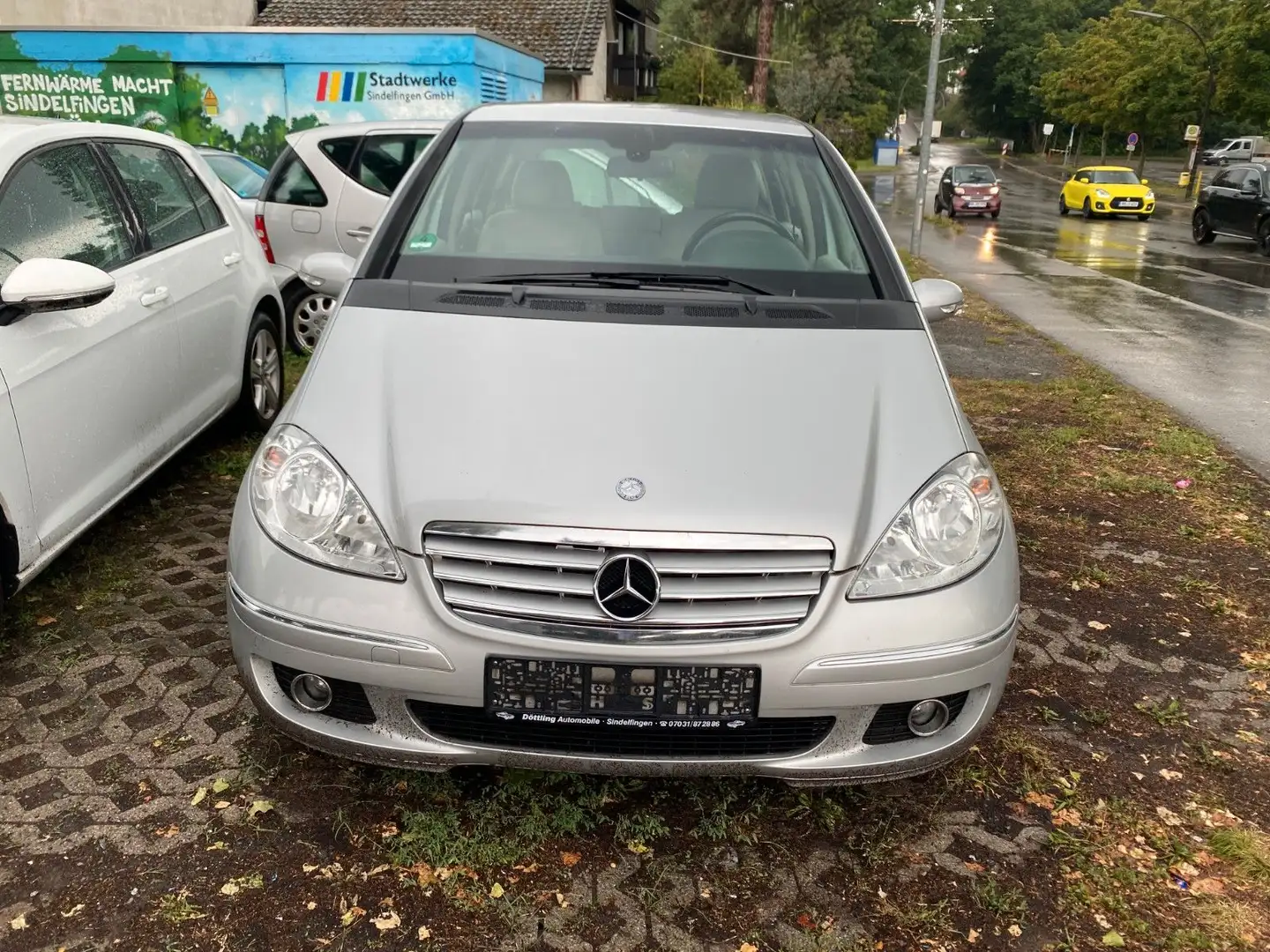 Mercedes-Benz A 150 *Elegance/Klima/Alu/TÜV/el. Fensterheber* Silber - 1