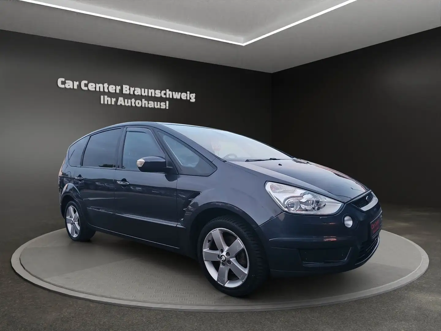 Ford S-Max 2,2 TDCi Titanium+Navi+Alu+AHK Gri - 2