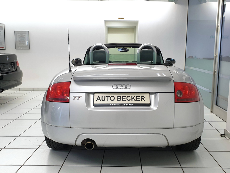 Audi TT TT Cabrio 1.8 T Automatik 2.Hand Navi Xenon Leder — photo 4