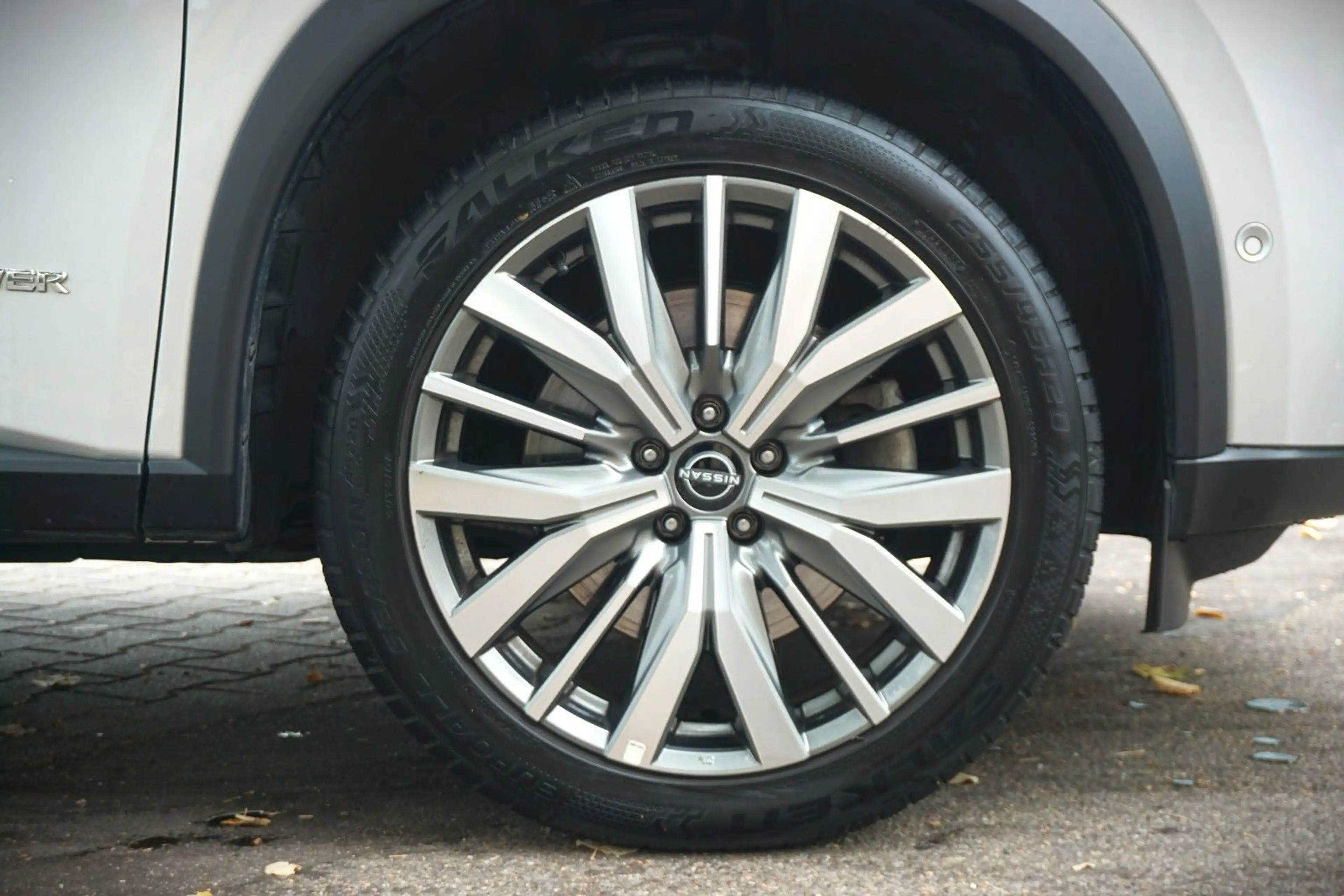 Nissan X-Trail e-Power e-4orce Tekna / Bose / 20" / 360 — photo 6