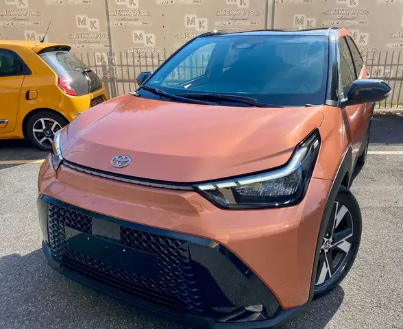 Toyota Aygo X 1.5 hybrid Icon e-cvt AUTOMATICA LED-CAMERA -P.CONSEGNA