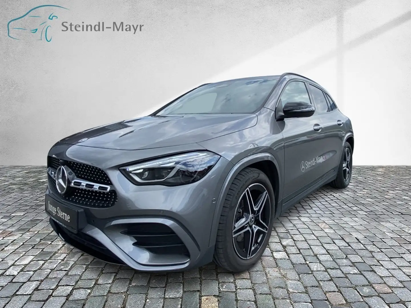 Mercedes-Benz GLA 200 d 4MATIC Österreich-Edition AMG Line Grau - 2