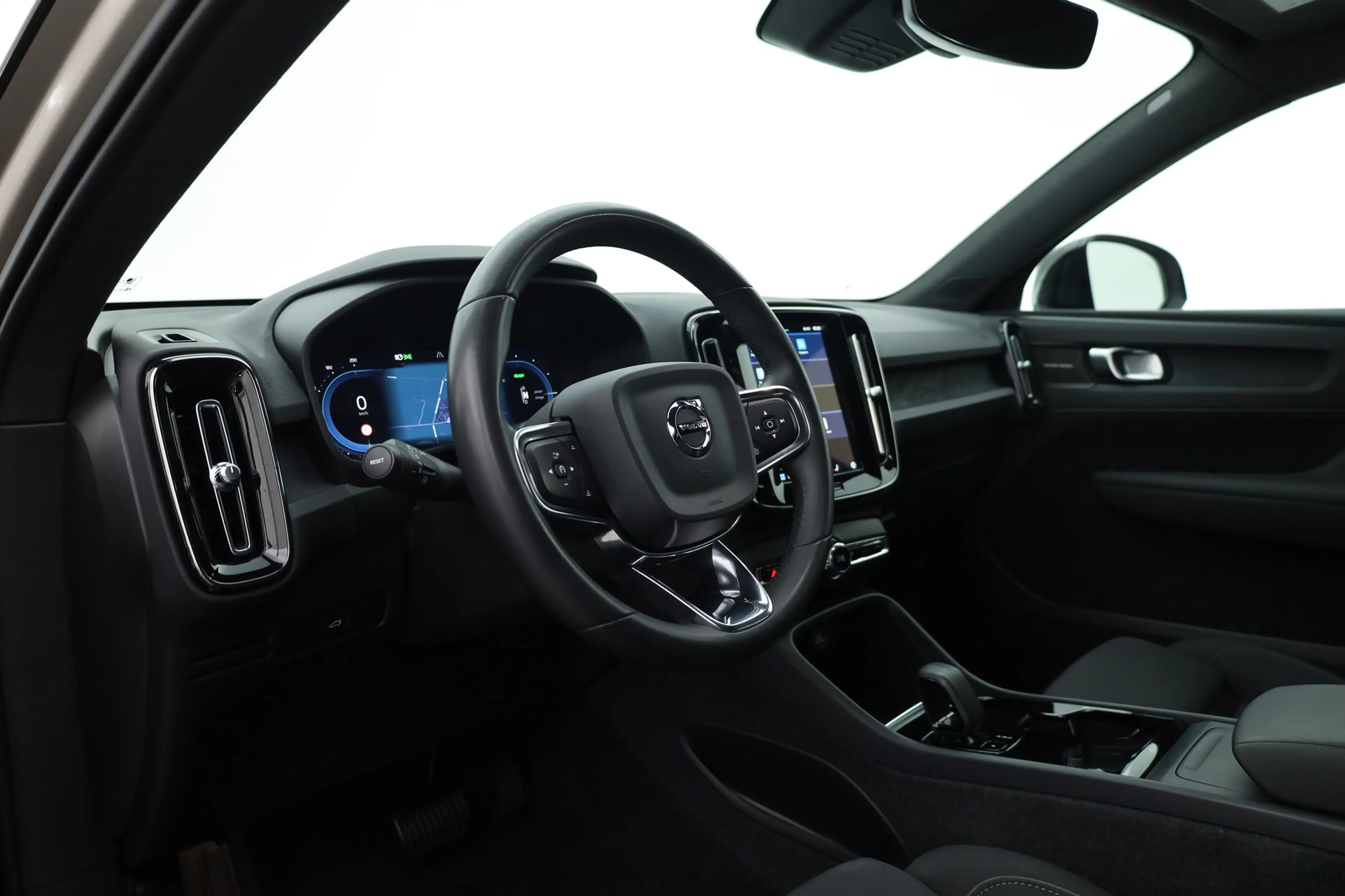Volvo XC40 Recharge Twin 408PK Ultimate | Pano-dak | Trekhaak — photo 5