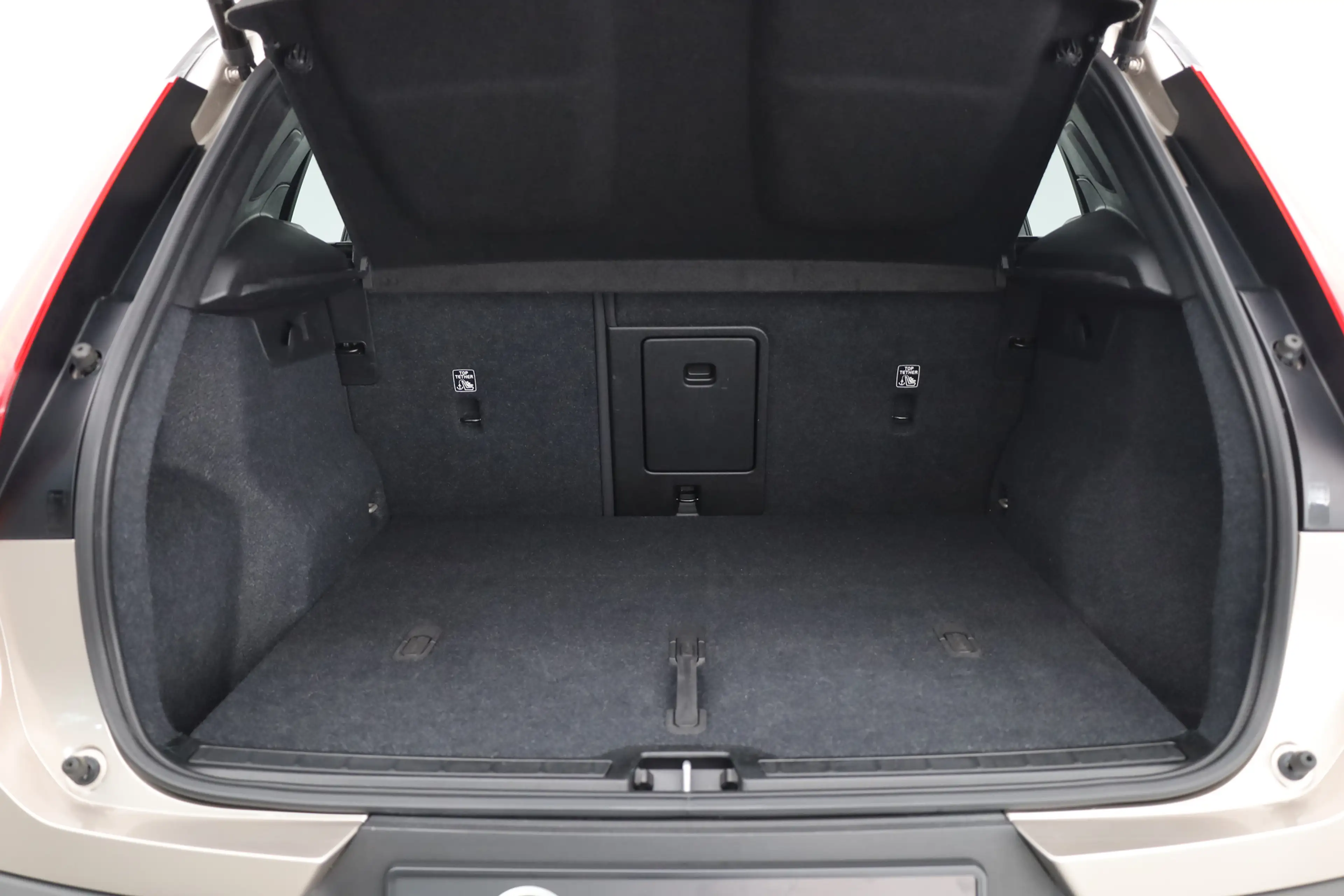 Volvo XC40 Recharge Twin 408PK Ultimate | Pano-dak | Trekhaak — photo 34