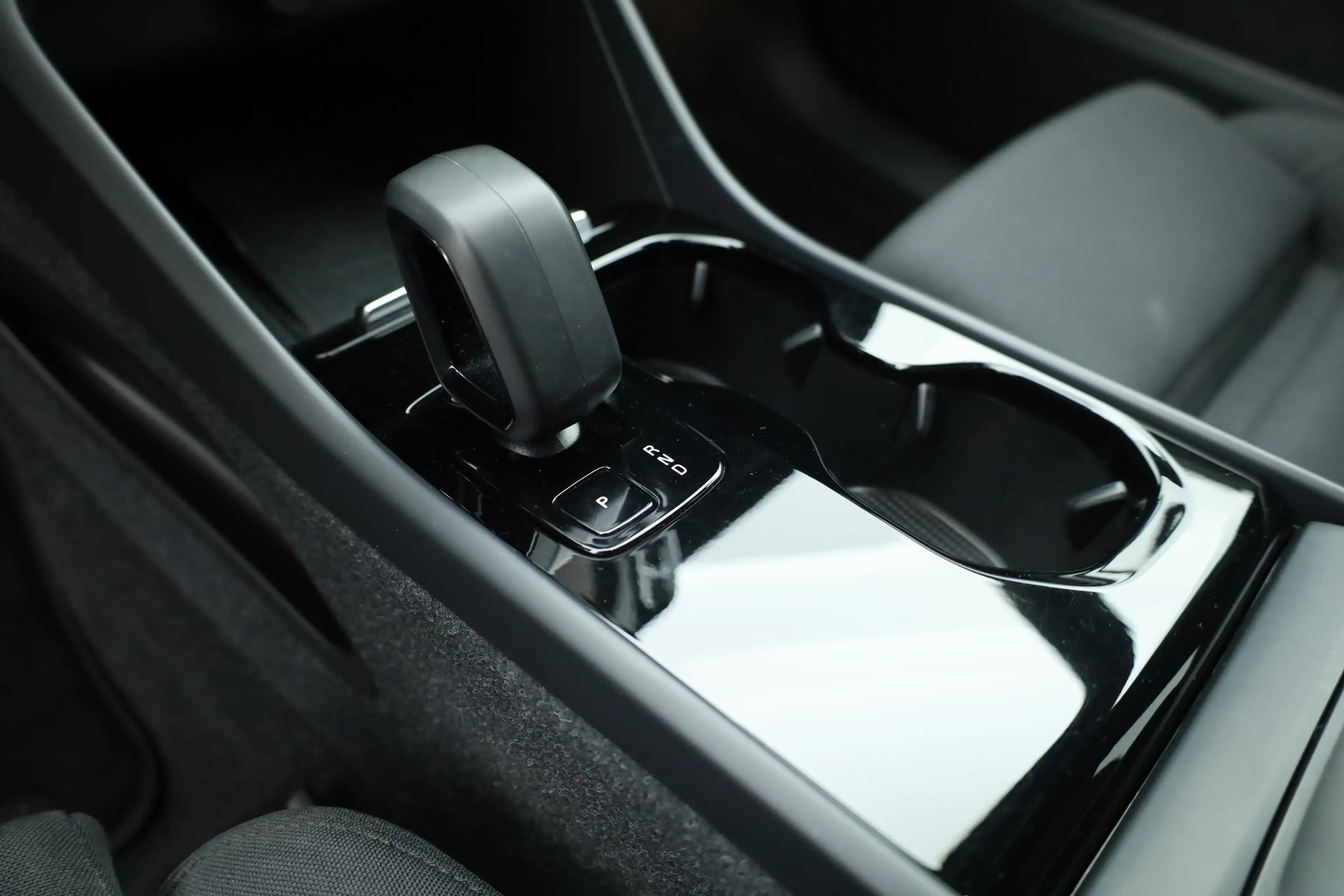 Volvo XC40 Recharge Twin 408PK Ultimate | Pano-dak | Trekhaak — photo 7