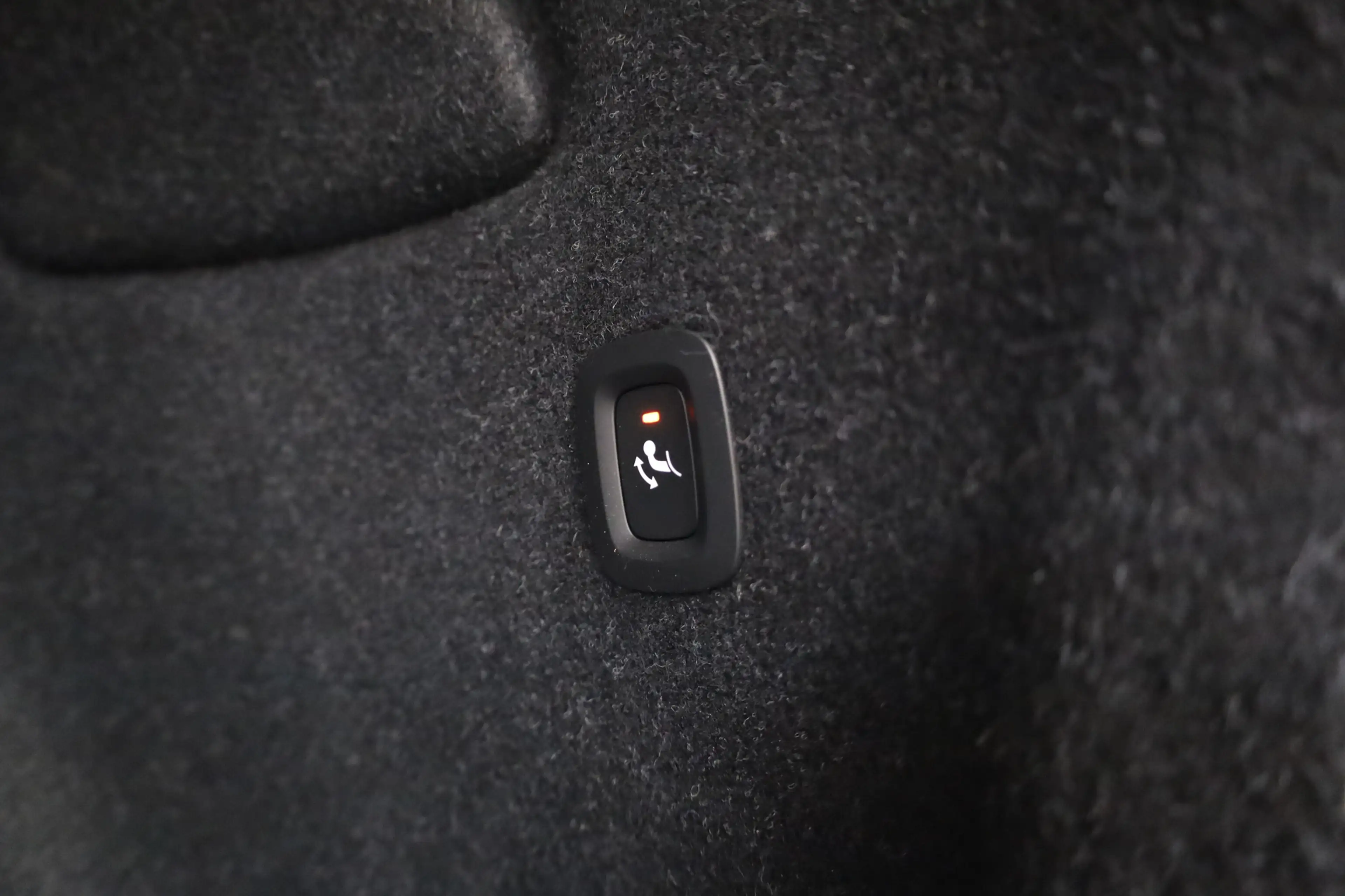 Volvo XC40 Recharge Twin 408PK Ultimate | Pano-dak | Trekhaak — photo 35