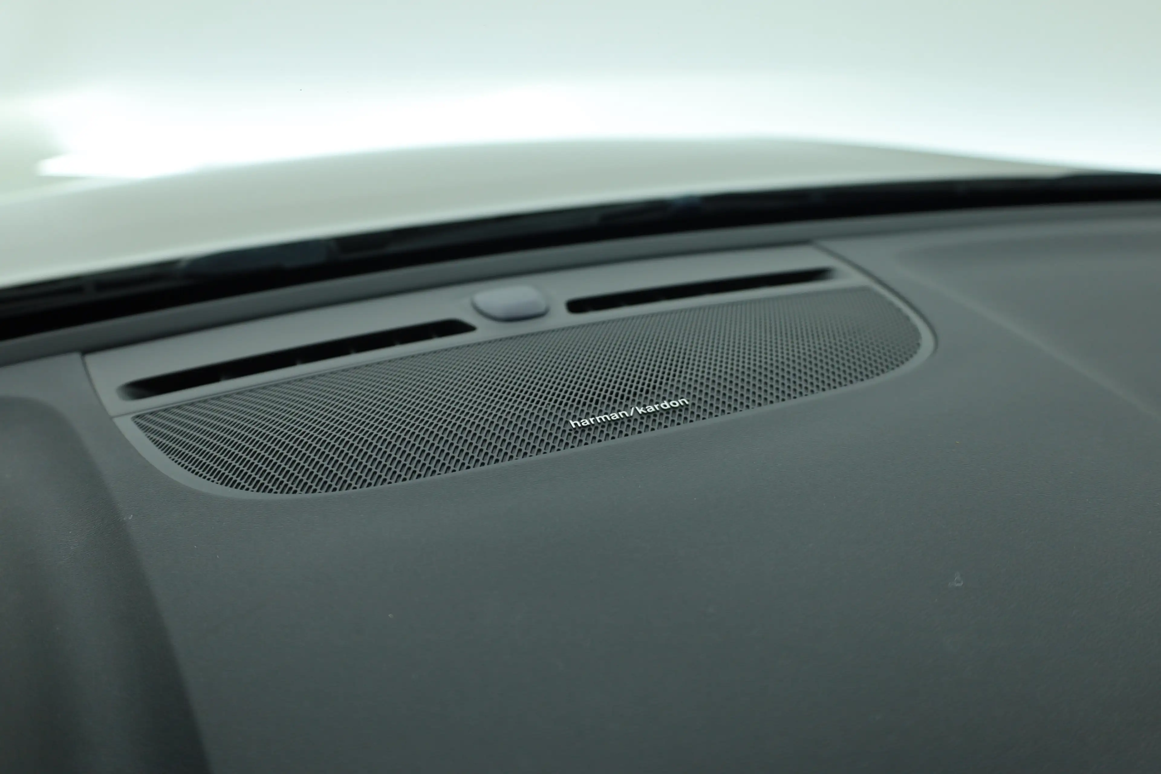 Volvo XC40 Recharge Twin 408PK Ultimate | Pano-dak | Trekhaak — photo 18