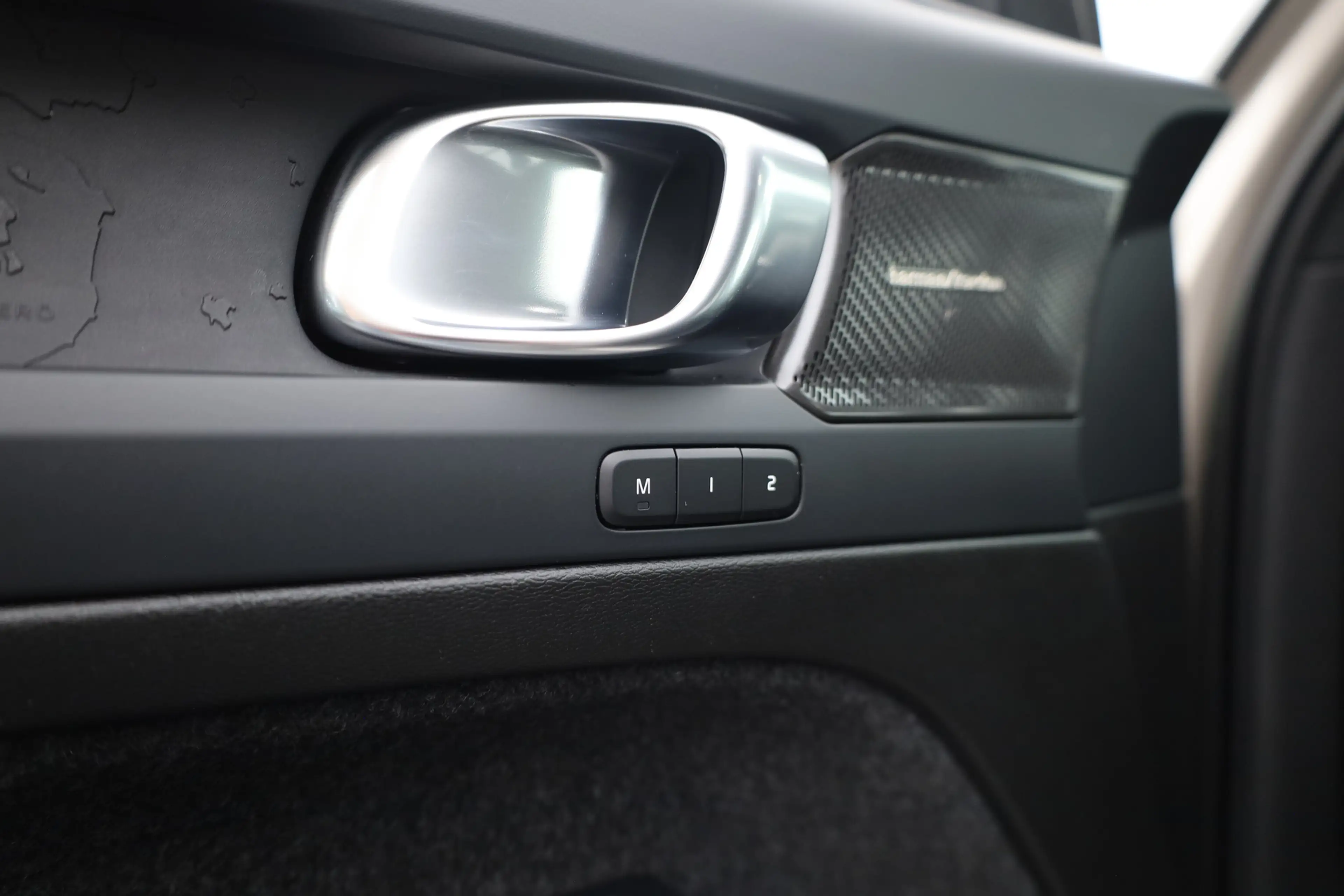 Volvo XC40 Recharge Twin 408PK Ultimate | Pano-dak | Trekhaak — photo 9