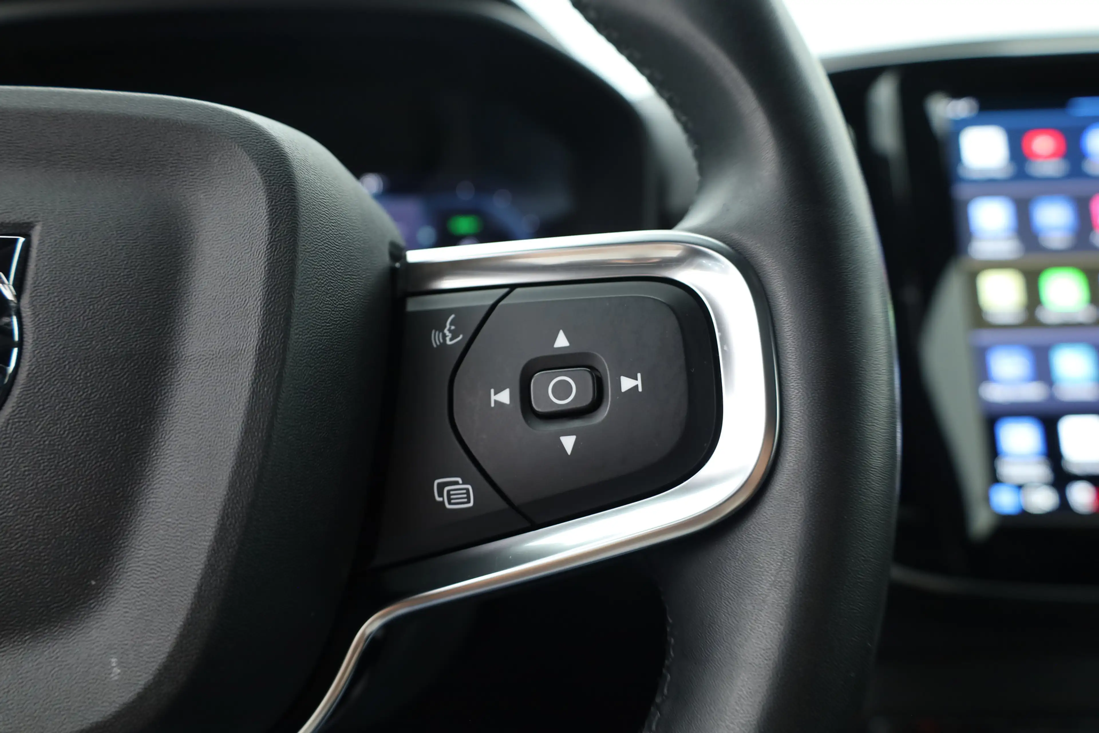 Volvo XC40 Recharge Twin 408PK Ultimate | Pano-dak | Trekhaak — photo 17