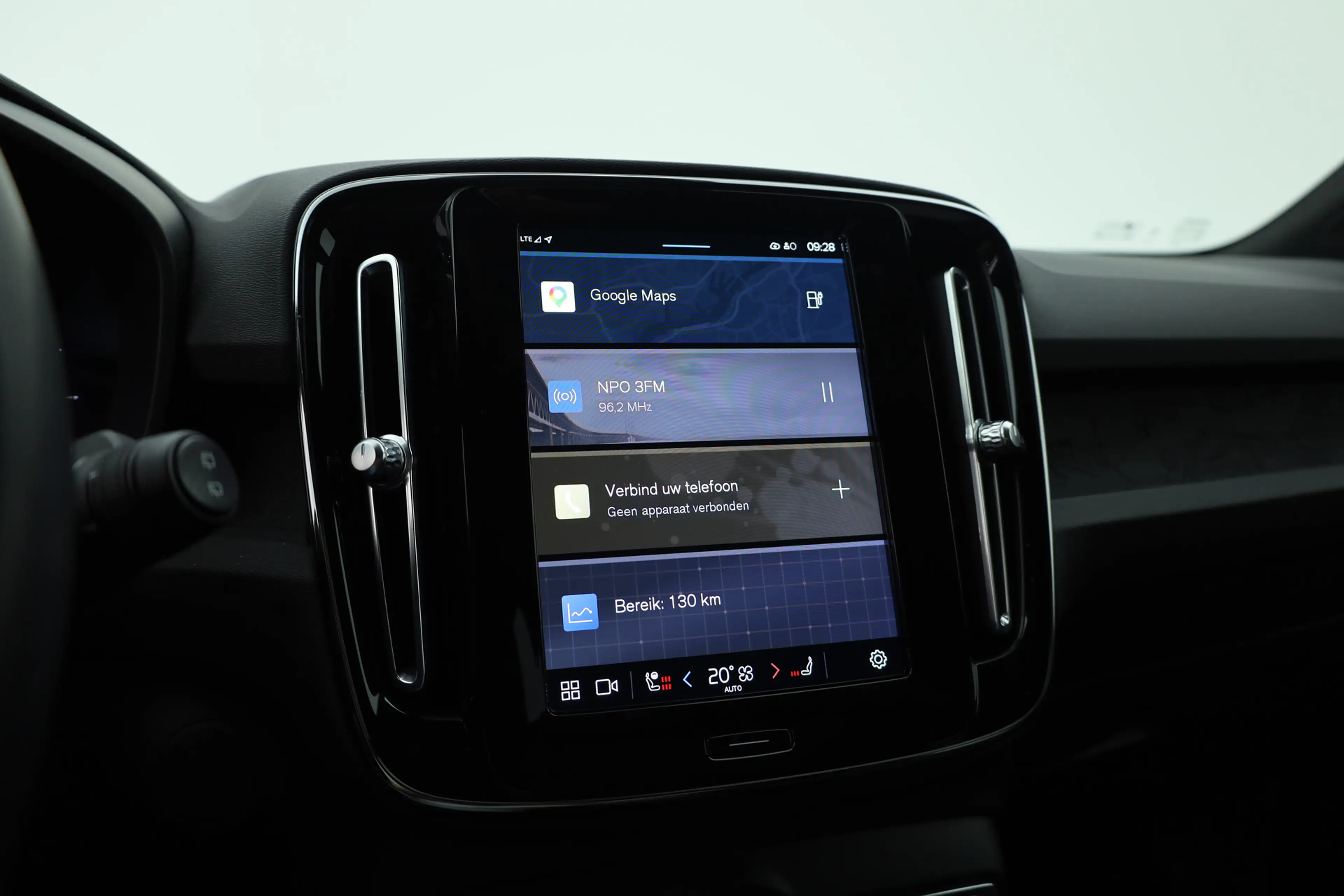 Volvo XC40 Recharge Twin 408PK Ultimate | Pano-dak | Trekhaak — photo 19
